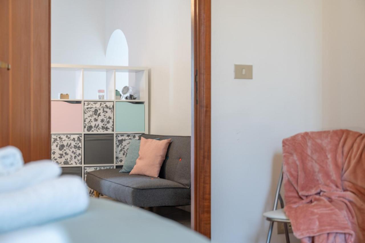 La Verde Rosa - Casa Vacanze A Due Passi Dal Lago Marta Εξωτερικό φωτογραφία