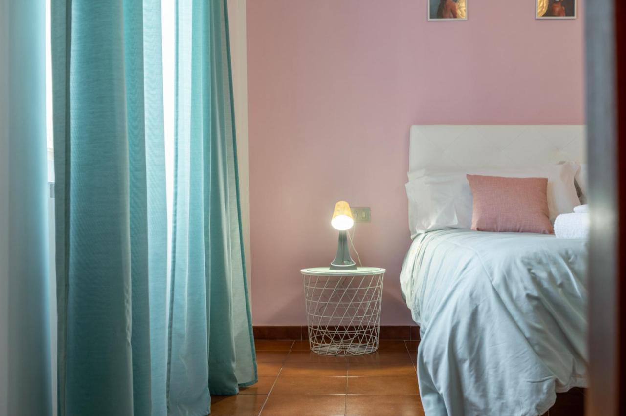 La Verde Rosa - Casa Vacanze A Due Passi Dal Lago Marta Εξωτερικό φωτογραφία