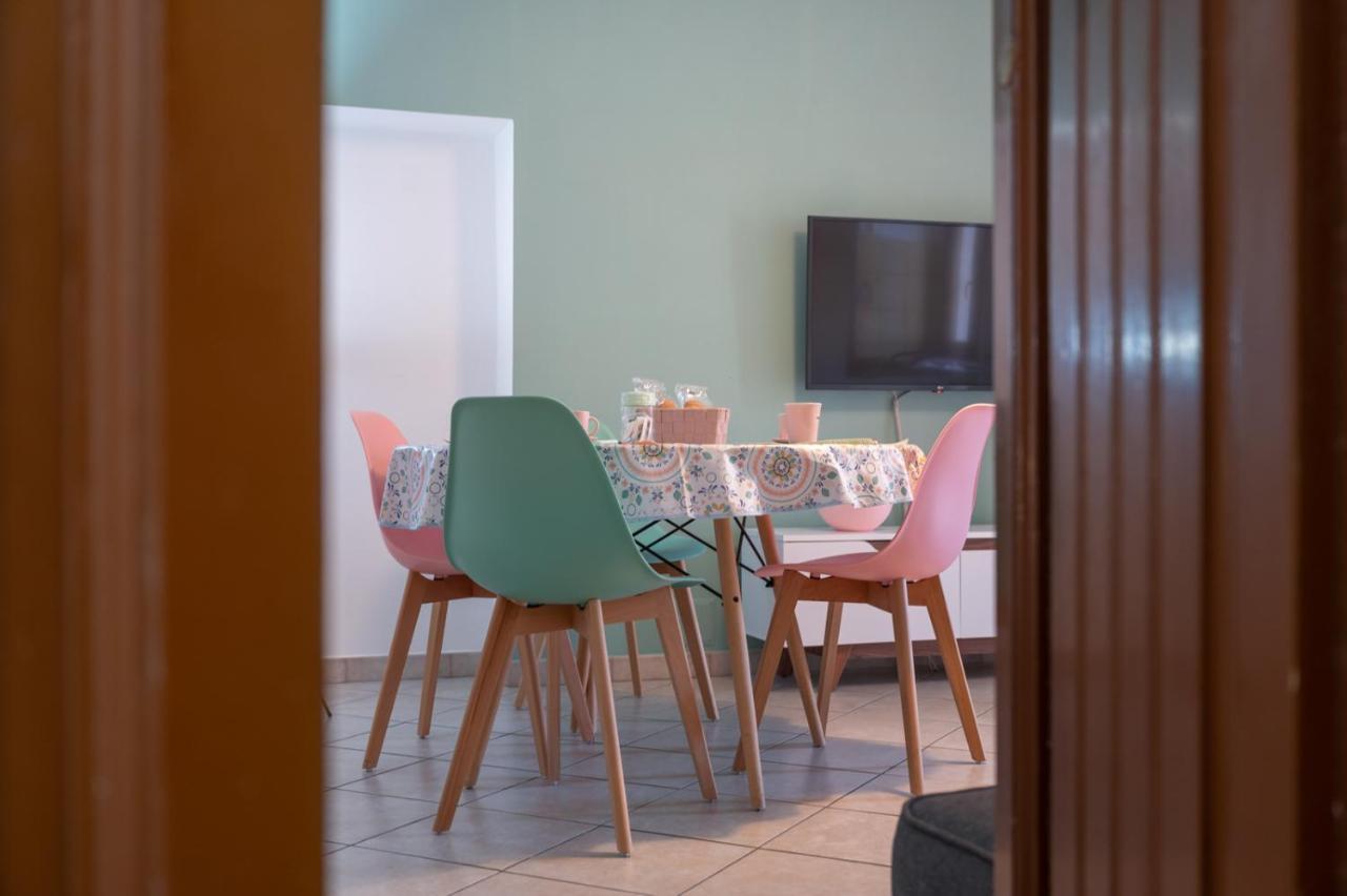 La Verde Rosa - Casa Vacanze A Due Passi Dal Lago Marta Εξωτερικό φωτογραφία