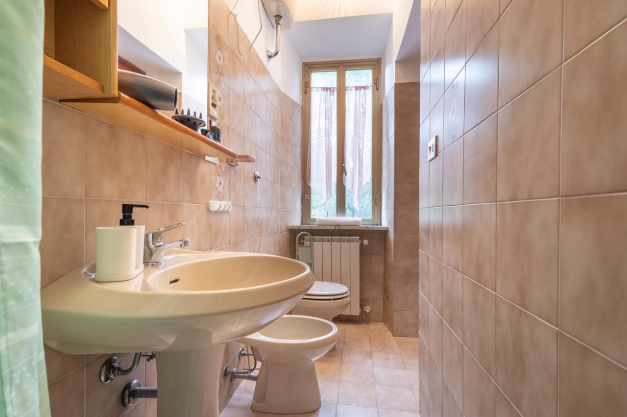La Verde Rosa - Casa Vacanze A Due Passi Dal Lago Marta Εξωτερικό φωτογραφία